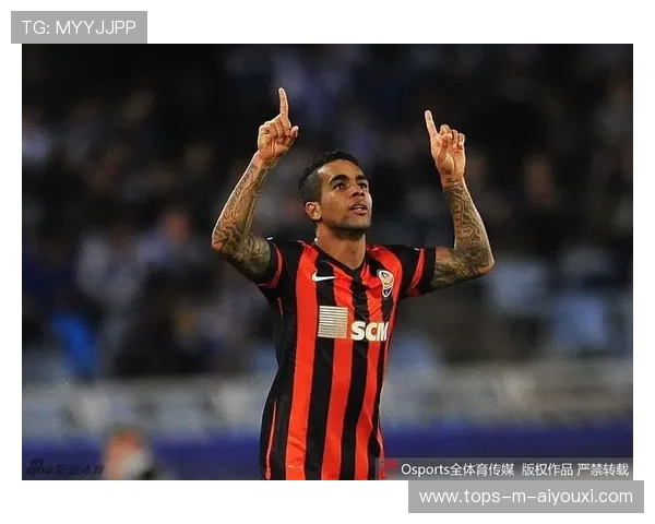 拉斐尔·莱万点球稳稳罚进